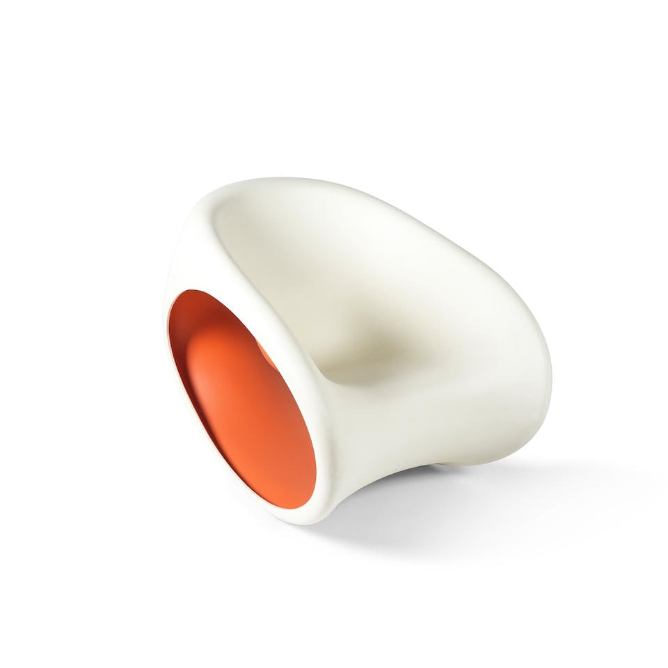 RON ARAD (1951) Fauteuil à bascule MT 3: RON ARAD (1951) Fauteuil à bascule MT 3 Création en 2005 Edition Driade Marque de l'éditeur Polyéthylène moulé H: 82 cm. (32.1/4in.); L: 78 cm. (30.3/4in.); P: 106 cm. (4