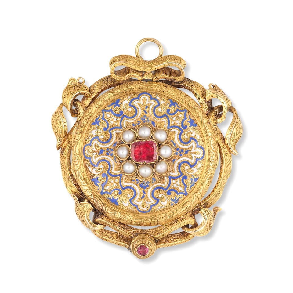 ENAMEL, CULTURED PEARL AND RUBY LOCKET PENDANT, 19TH CENTURY PENDENTIF PORTE-SOUVENIR EMAIL, PER... (1 of 2)