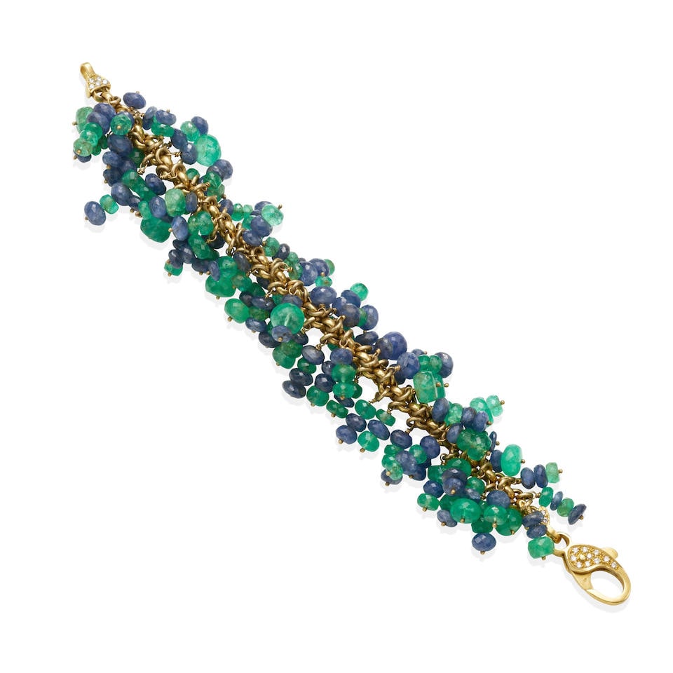 PAOLO COSTAGLI: AN 18K GOLD, SAPPHIRE AND EMERALD BEAD BRACELET: PAOLO COSTAGLI: AN 18K GOLD, SAPPHIRE AND EMERALD BEAD BRACELET Comprising a rolo link chain, suspending rondelle sapphire and emerald bead fringe of varying lengths, completed by a round diamond acce