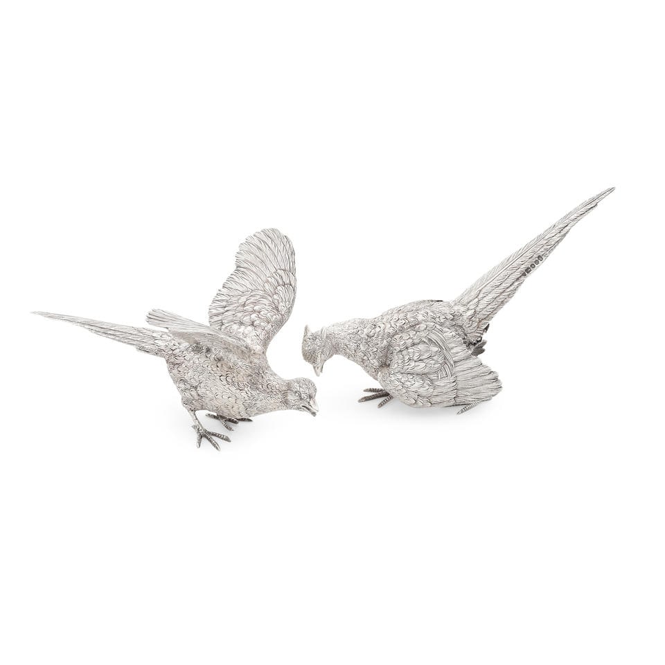 A pair of modern cast silver models of pheasants Da-Mar Silverware (David Shaw & Martin Collins...: A pair of modern cast silver models of pheasants Da-Mar Silverware (David Shaw & Martin Collins) London 1977 Both realistically modelled and free-standing, with feather-effect chasing covering entire