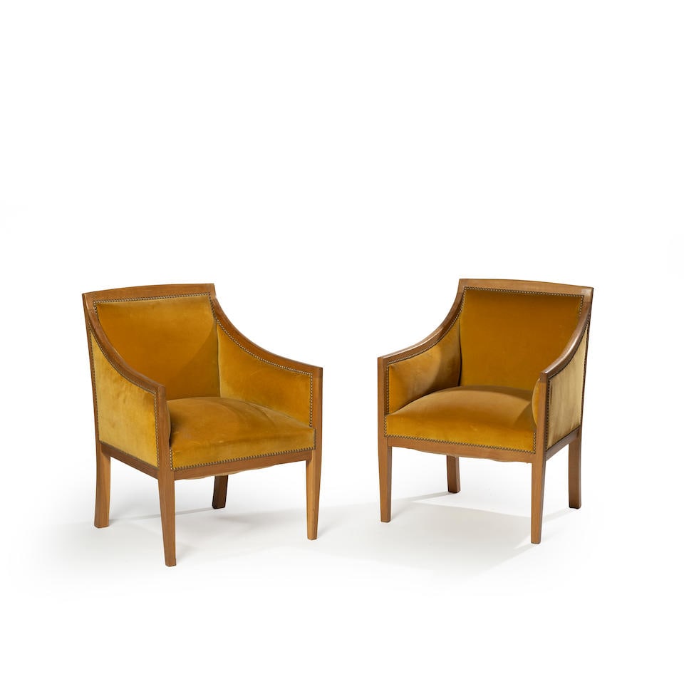 Travail français Paire de fauteuils de style néoclassique (1 of 1)
