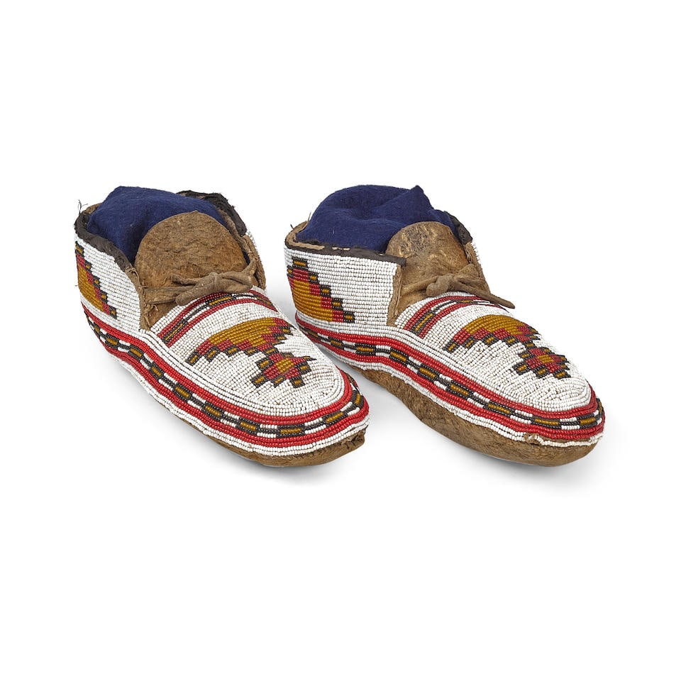 A pair of Nêhiyawak (Plains Cree) beaded moccasins (1 of 5)