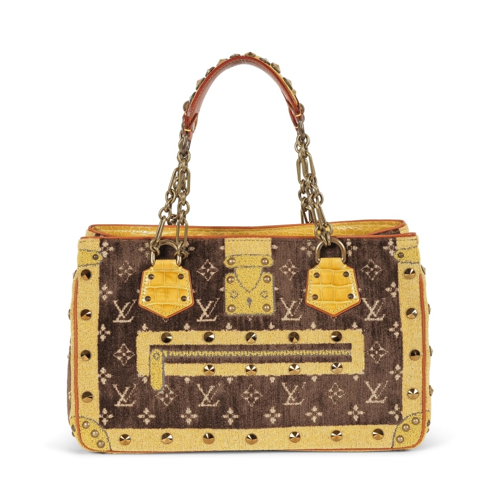 Louis VUITTON, collection Prêt à Porter Automne/Hiver 2004. Sac Le Fabuleux en alligat... (1 of 1)