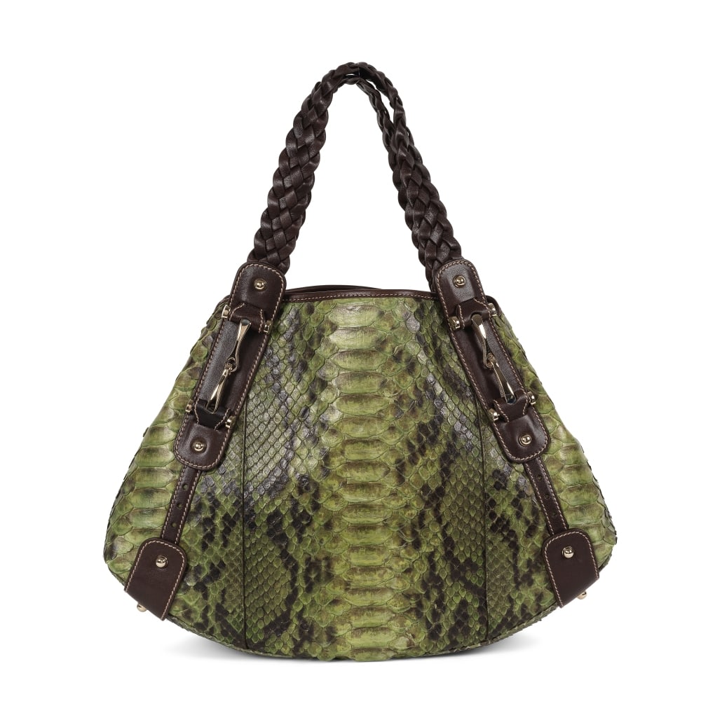 GUCCI. Sac Pelham en python vert et cuir lisse café. Année 2006. Directeur artistique:... (1 of 1)