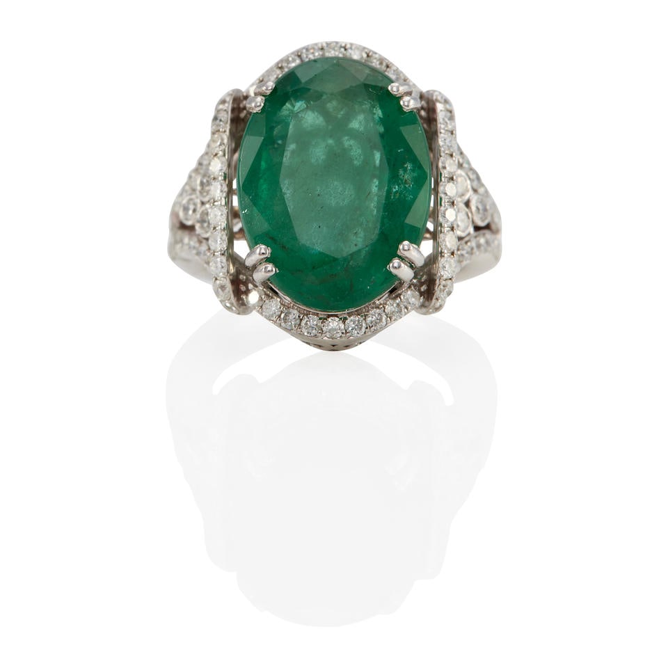 14K GOLD, EMERALD AND DIAMOND RING (1 of 3)