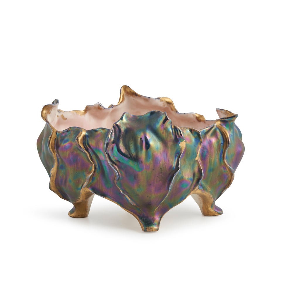 ART NOUVEAU CERAMIC BOWL Europe, early 20th century, iridescent glazed porcelain, apocryphal gil... (1 of 3)