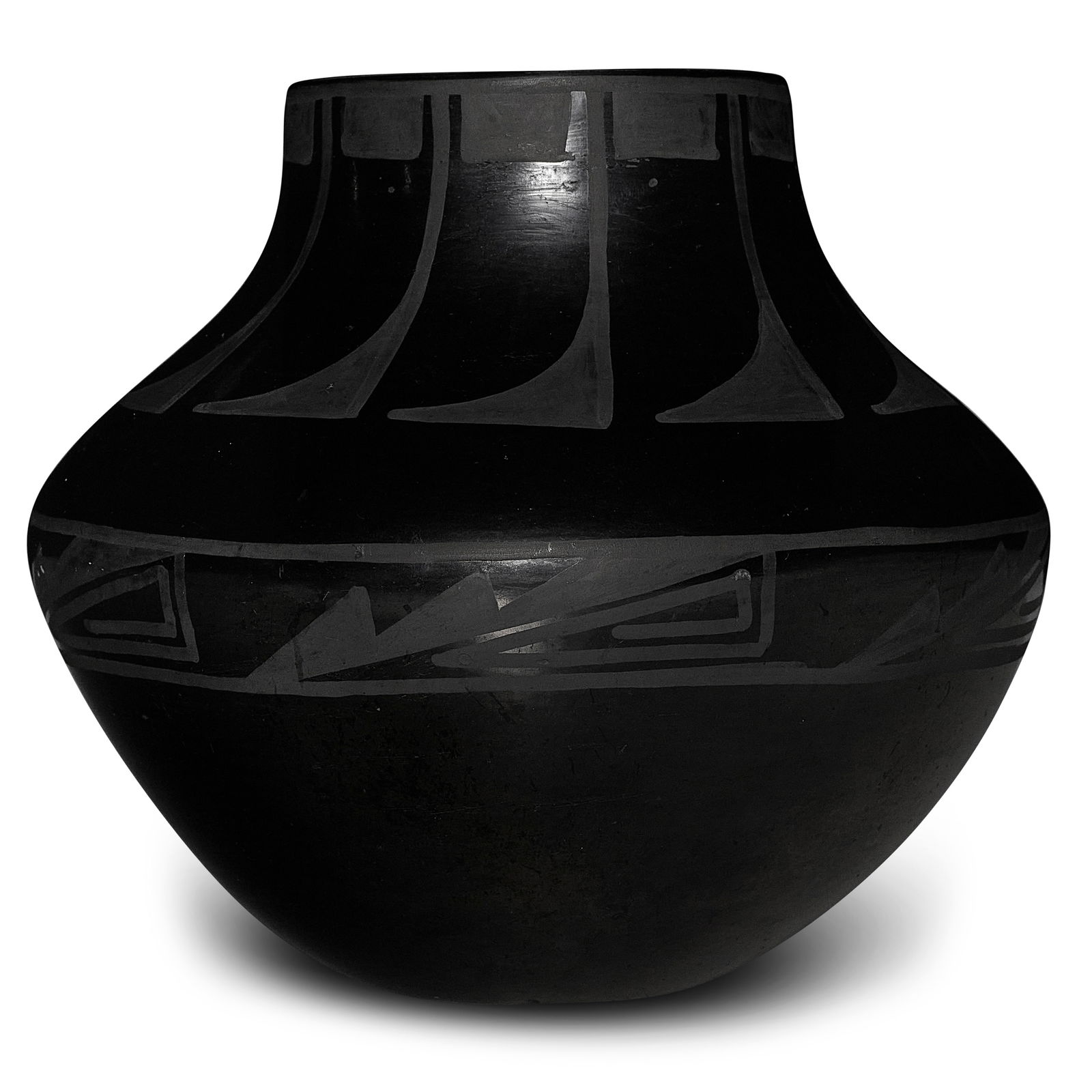 A Juanita Montoya Pena blackware jar (1 of 2)
