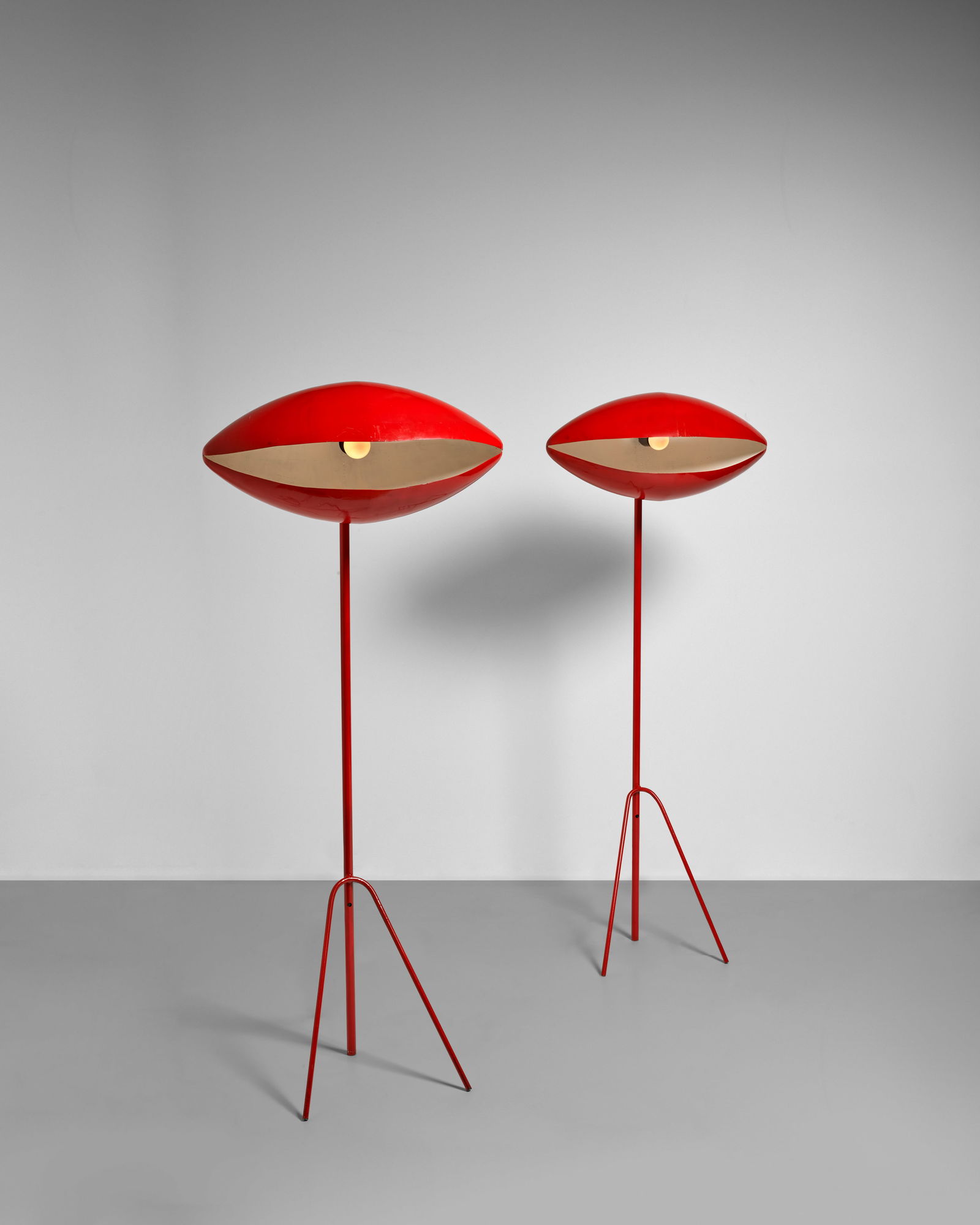 INDIA MAHDAVI (BORN 1962) Pair of 'Fantomas' Floor Lampscirca 1990painted steelheight 56 7/8in (...: INDIA MAHDAVI (BORN 1962) Pair of 'Fantomas' Floor Lamps circa 1990 painted steel height 56 7/8in (144.5cm); width 22 1/2in 57.2cm); depth 17in (43.2cm) Footnotes: Provenance Property From the Former