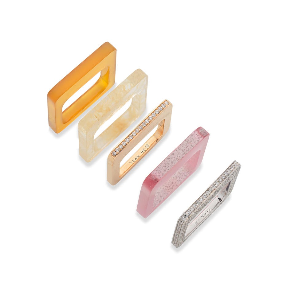 DICKSON YEWN: FIVE STACKABLE RINGS: DICKSON YEWN: FIVE STACKABLE RINGS Vari-coloured glass Brilliant-cut diamonds Metal rings signed Yewn, numbered Ring size approx. J½ (square-shaped) Total weight approx. 21.0g Footnotes: OVERALL
