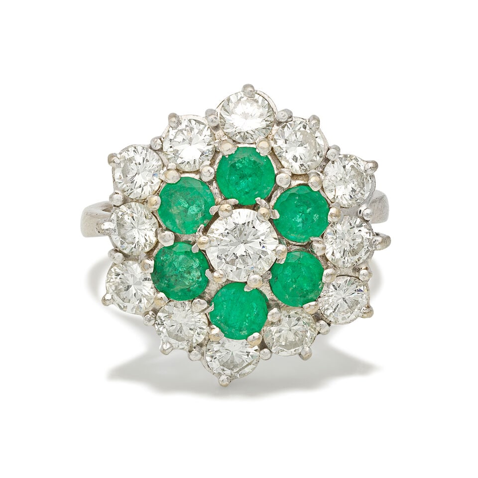 EMERALD AND DIAMOND CLUSTER RING (1 of 3)