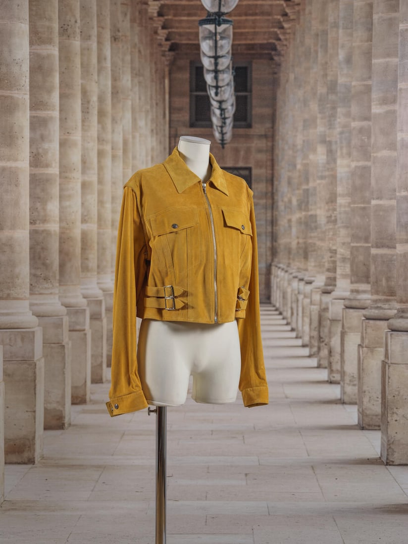 Christian Dior Boutique, collection Prêt à Porter, Printemps-Eté 2000. Perfecto &... (1 of 2)