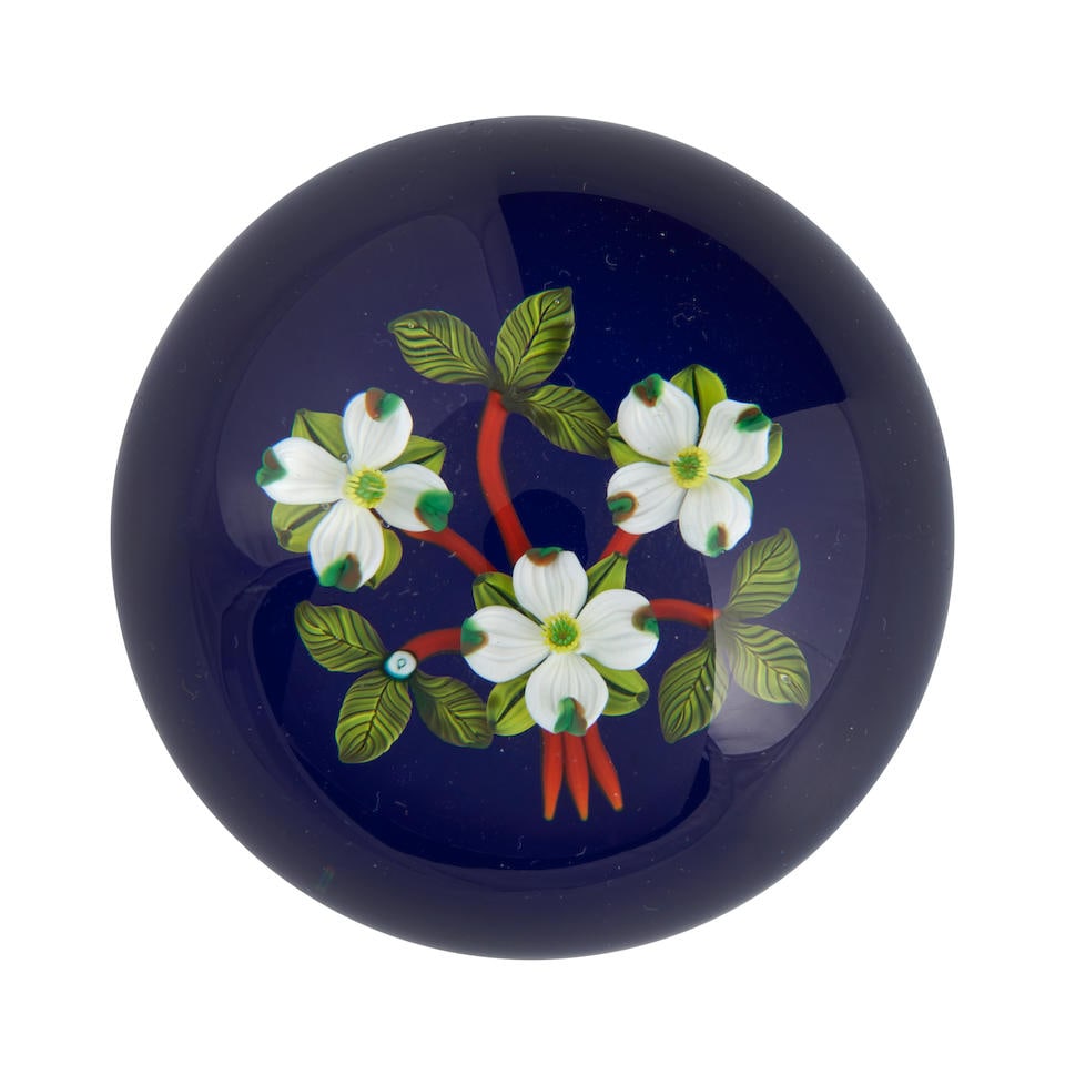 JOHNE PARSLEY (1916-2009) DOGWOOD BRANCH GLASS PAPERWEIGHT United States, dated 1989, incised ma...: JOHNE PARSLEY (1916-2009) DOGWOOD BRANCH GLASS PAPERWEIGHT United States, dated 1989, incised mark 'JP - 8/89' and cane mark 'JP,' ht. 2, dia. 2 1/2 in. For further information on this lot please visi