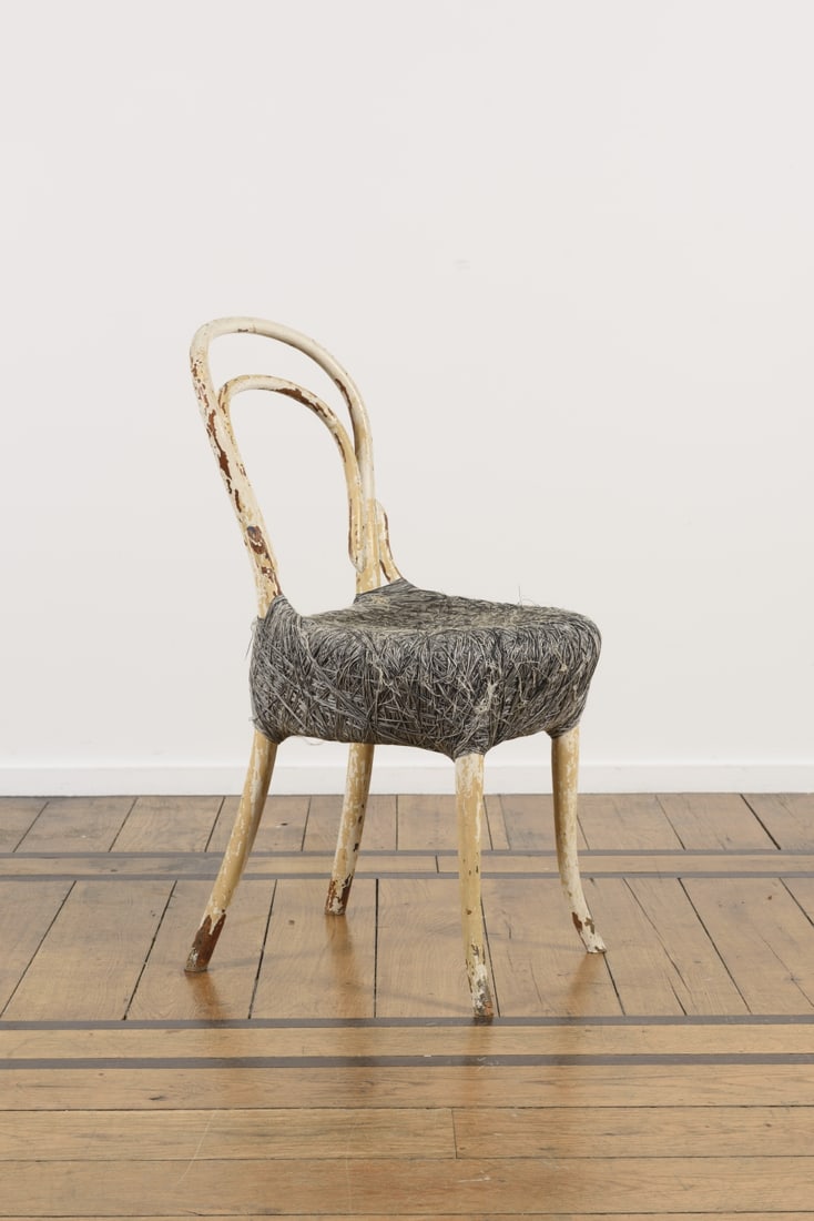 CHEVALIER-MASSON (2006) Chaise Pelote: CHEVALIER-MASSON (2006) Chaise Pelote 2015 Bois peint et laine Stoel 'Pelote' 2015 Gelakt hout en wol A 'Pelote' chair in lacquered wood and wool designed by Chevalier-Masson in 2015.