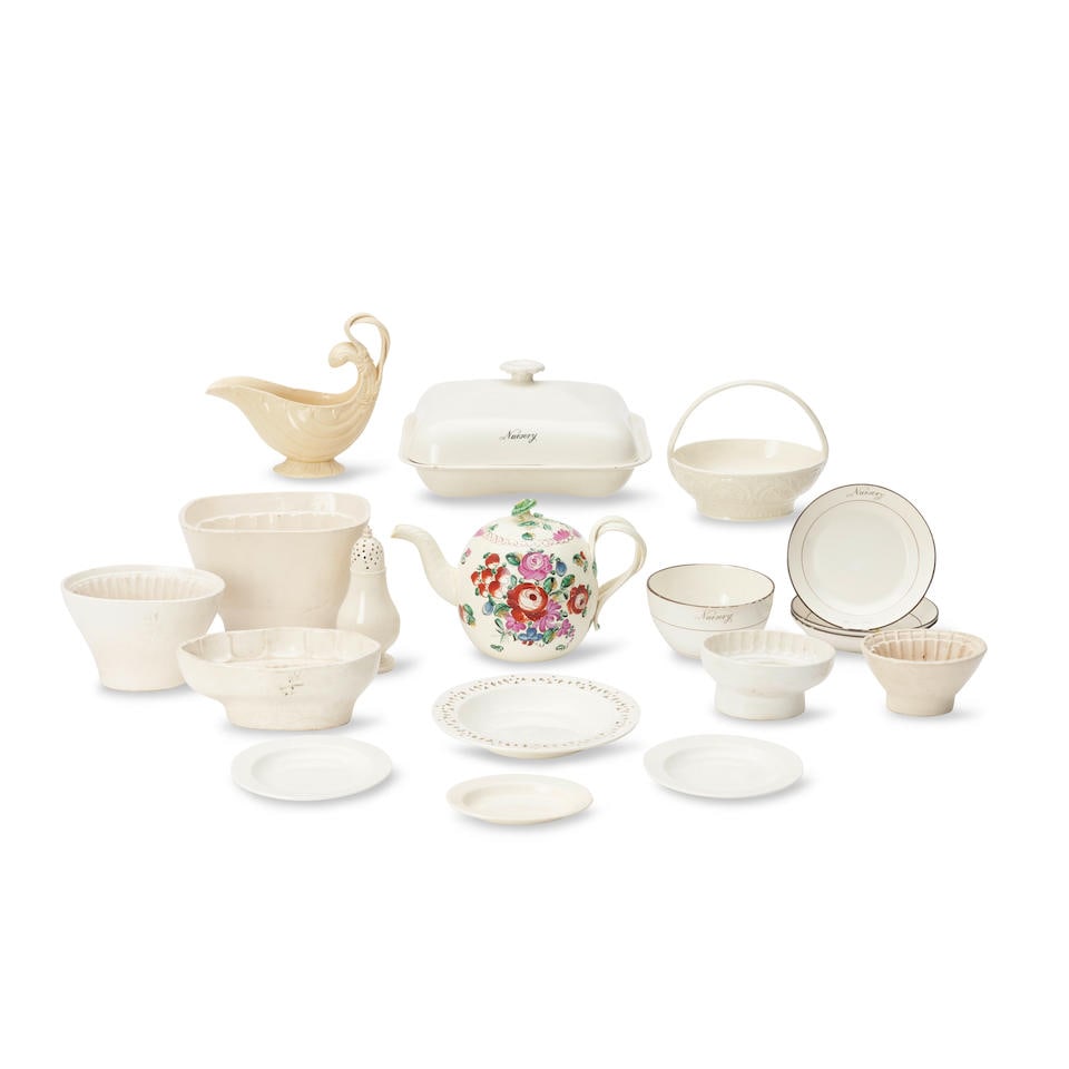 EIGHTEEN WEDGWOOD CREAMWARE ITEMS (1 of 1)