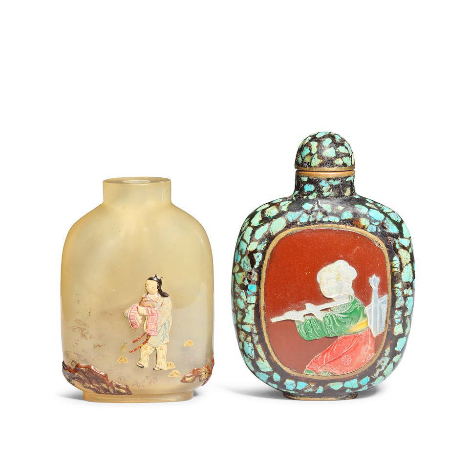AN EMBELLISHED AGATE SNUFF BOTTLE TOGETHER WITH A MOTHER-OF-PEARL AND SOAPSTONE INSET 'MUSICIANS...