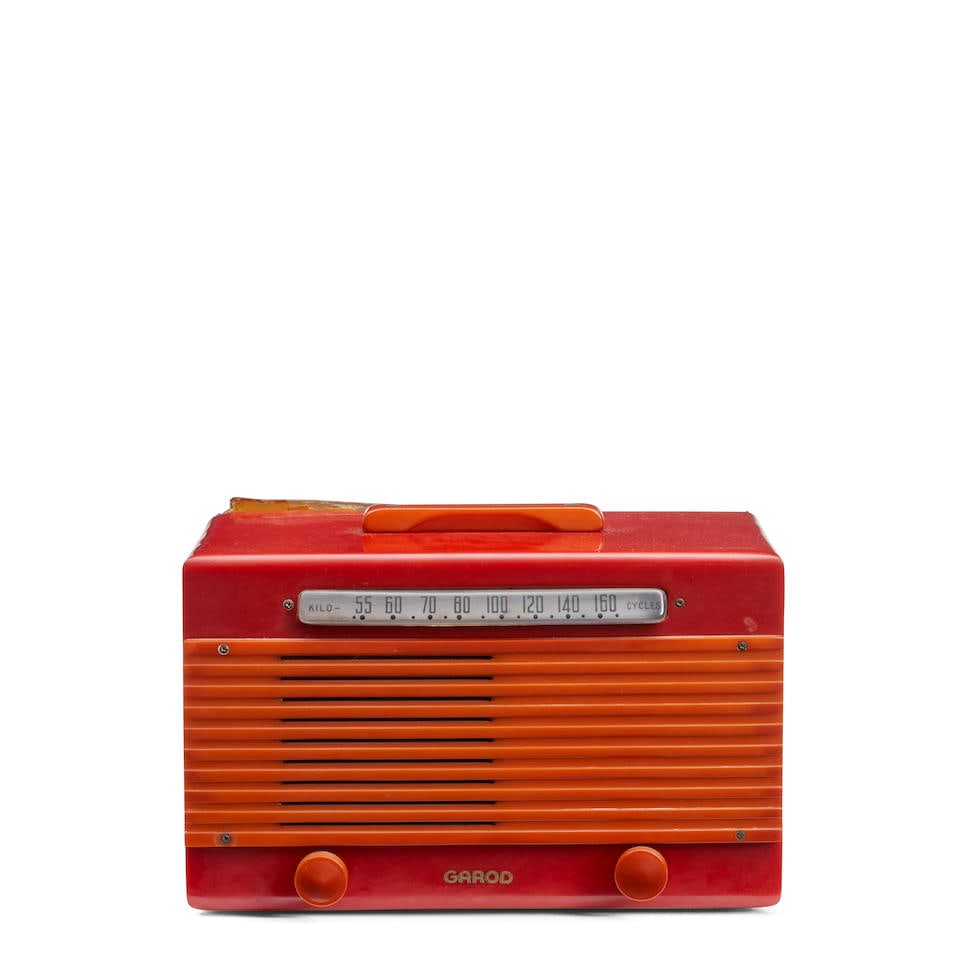 GAROD 'MODEL 6AU-1 COMMANDER' RADIO Brooklyn, New York, Garod Radio Corp., 1945, catalin, metal,... (1 of 2)