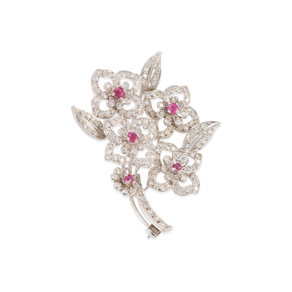 18K GOLD, RUBY AND DIAMOND BROOCH (1 of 2)