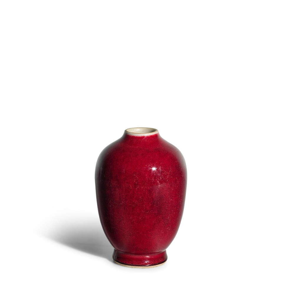A COPPER-RED GLAZED VASE 18th/19th century