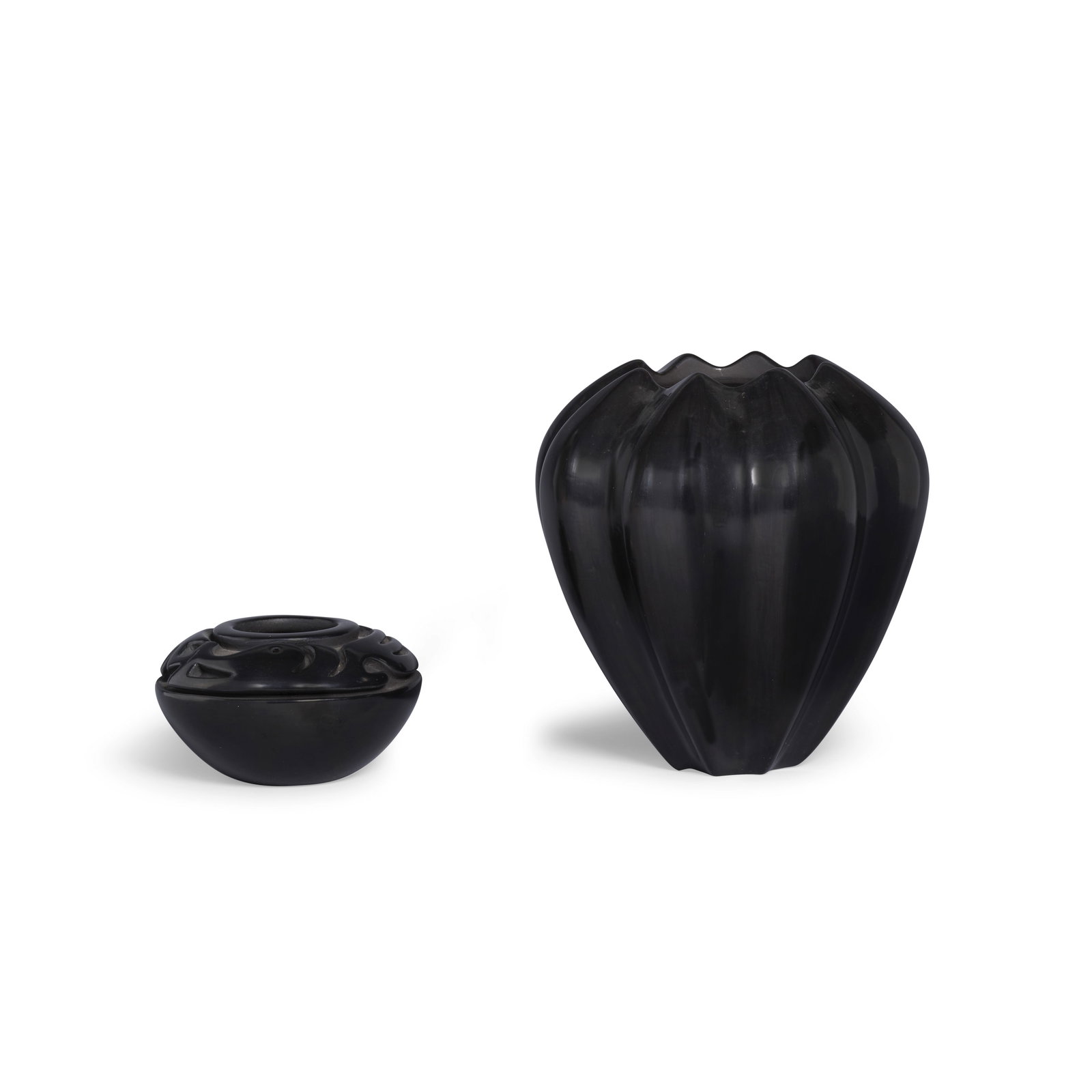 Two Modern Santa Clara blackware jars (1 of 1)