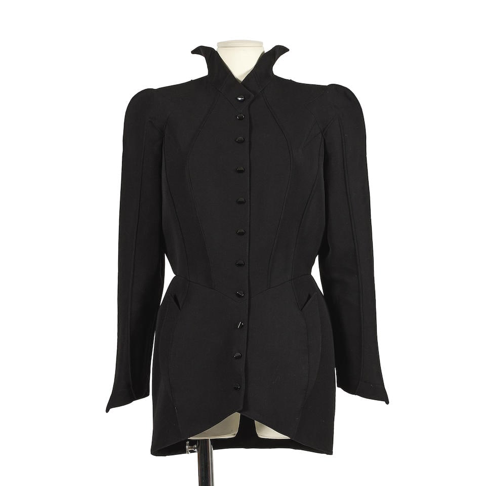 Thierry Mugler, collection Prêt-à-Porter, circa 1985. Deux vestes en toile de laine no... (1 of 3)