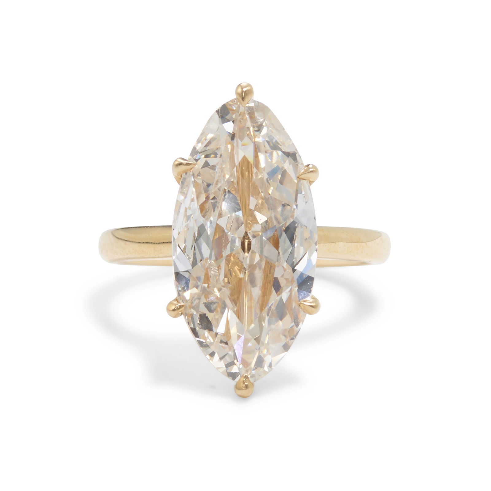 A 14K ROSE GOLD AND DIAMOND RING (1 of 3)