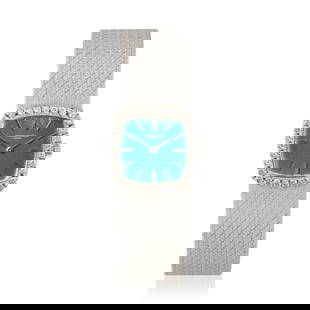Vacheron Constantin. A lady's 18K white gold diamond set manual wind bracelet watch Ref: 7289, C...: Vacheron Constantin. A lady's 18K white gold diamond set manual wind bracelet watch Reference: 7289 Date: Circa 1970 Movement: 20-jewel Cal.K1050/B manual wind, No.610262 Dial: Blue, applied polished