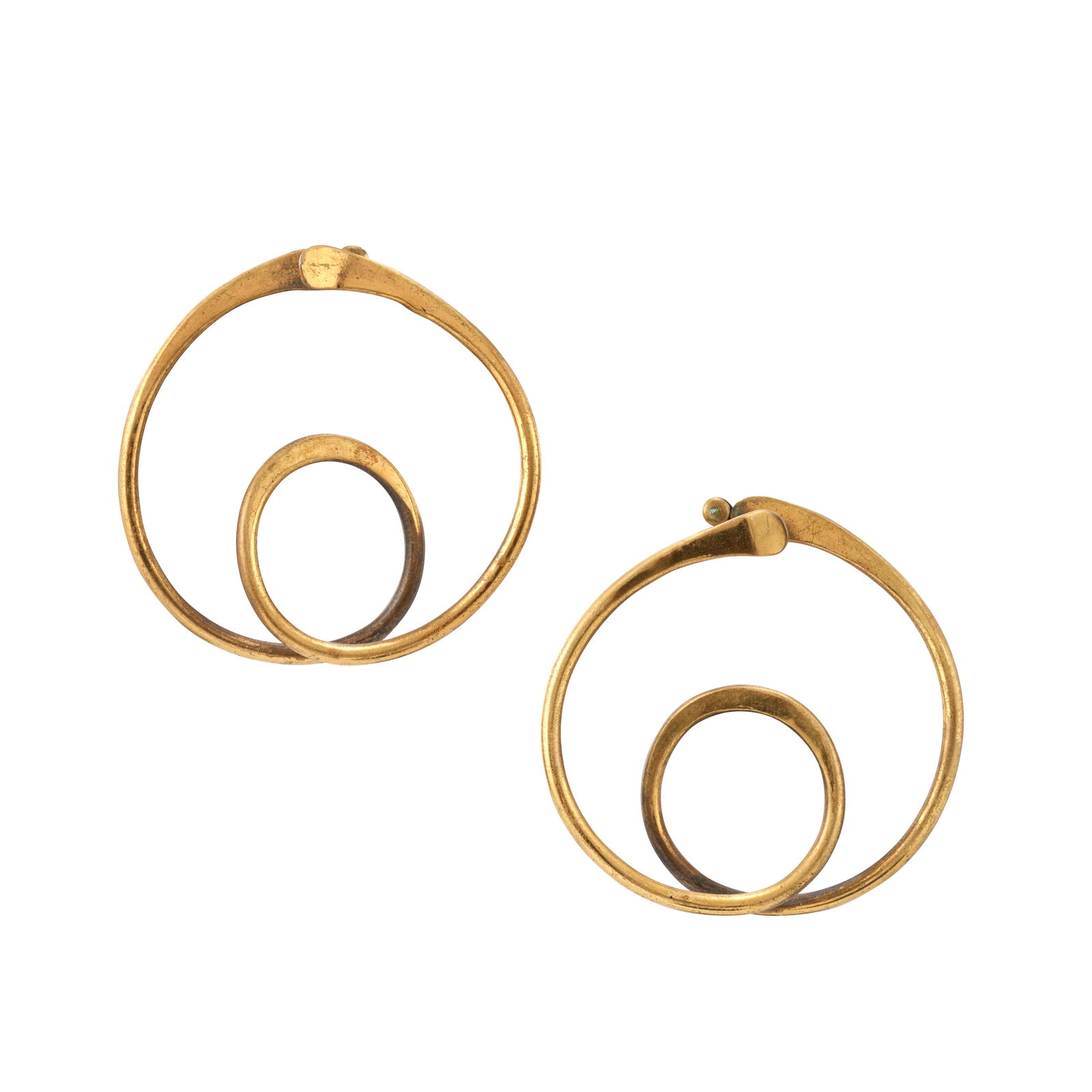 ART SMITH: A PAIR OF BRASS EARCLIPS (1 of 5)
