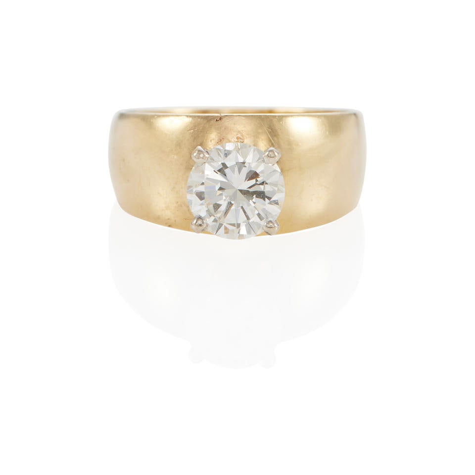 12K GOLD AND DIAMOND RING (1 of 3)