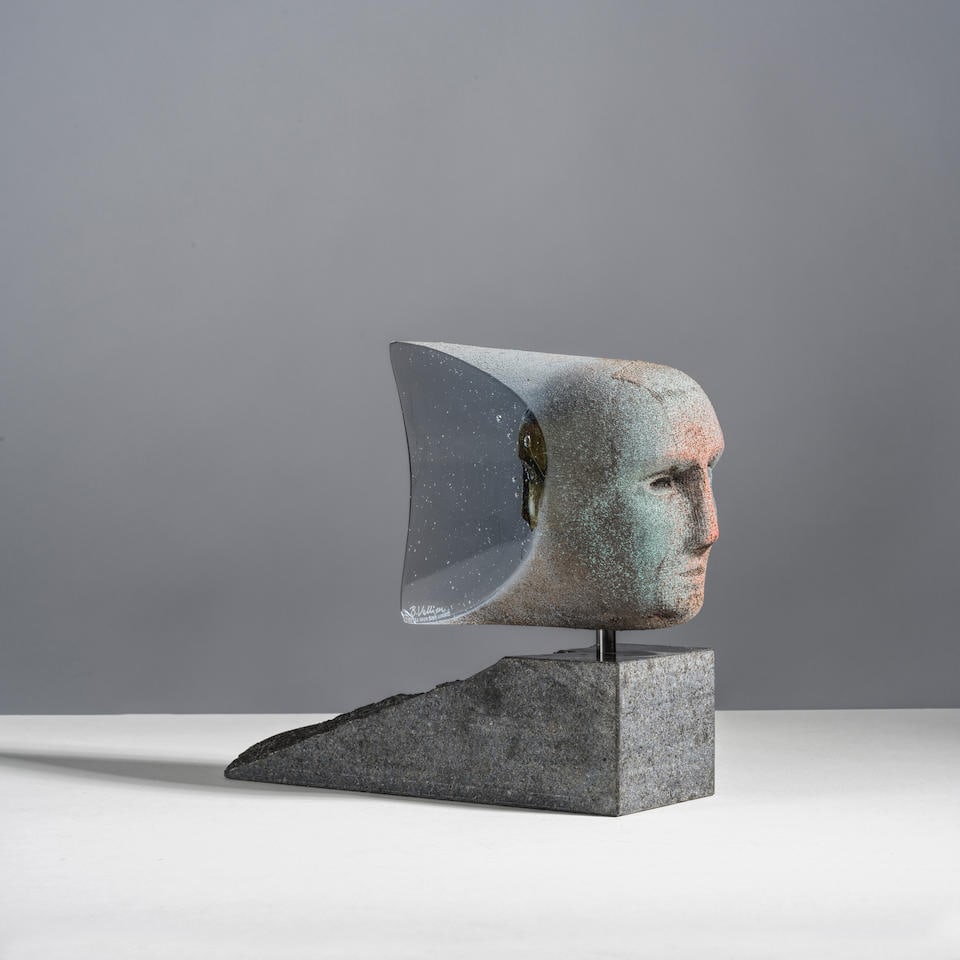 BERTIL VALLIEN (1938) & KOSTA BODA Sculpture Mini Janus Head II: BERTIL VALLIEN (1938) & KOSTA BODA Sculpture Mini Janus Head II Pièce unique 2008 Réalisation Kosta Boda Gravée 'B. Vallien 7188332 KOSTA BODA UNIQUE' Verre moulé au sable et grani