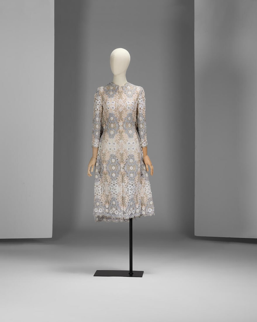 Ralph & Russo Haute Couture: a White, Pale Pink and Lavender Dress Coat Spring/Summer 2017, Runw... (1 of 6)