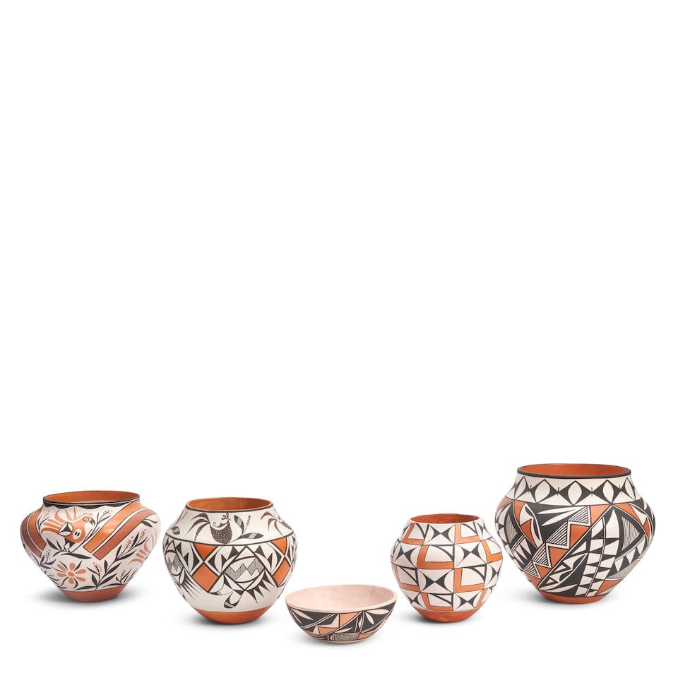 FIVE MODERN ACOMA POTTERY OBJECTS (1 of 2)