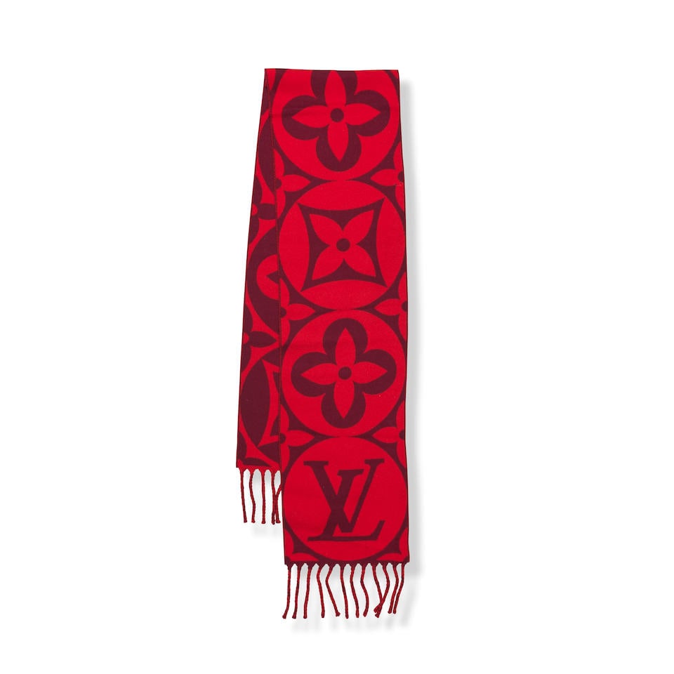 Louis Vuitton. Echarpe Medaillon en laine Rouge Rubis. Louis Vuitton. Ruby Red wool Medallion Sc... (1 of 1)