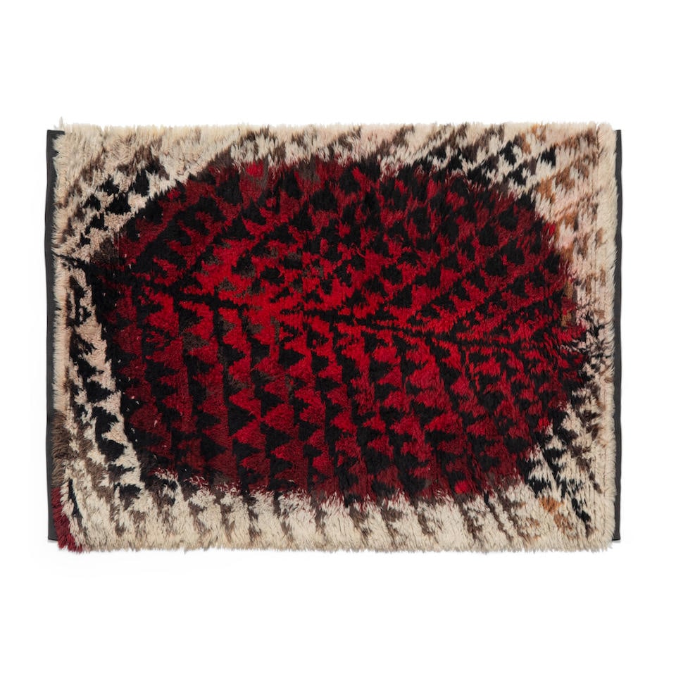 KIRSTI ILVESSALO (1920-2019) Rya Rugfor Suomen Kasityon Ystavat, wool, with maker's cloth label ...: KIRSTI ILVESSALO (1920-2019) Rya Rug for Suomen Kasityon Ystavat, wool, with maker's cloth label on underside 65 3/4 x 47in (167 x 119.4cm) Footnotes: Provenance Property from an Estate, Palm Springs,