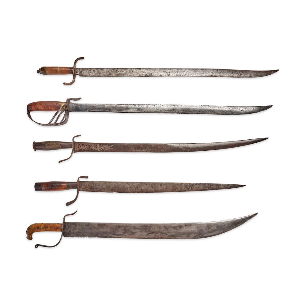 FIVE SPANISH COLONIAL ESPADAS ANCHAS-TYPE SWORDS. (1 of 3)