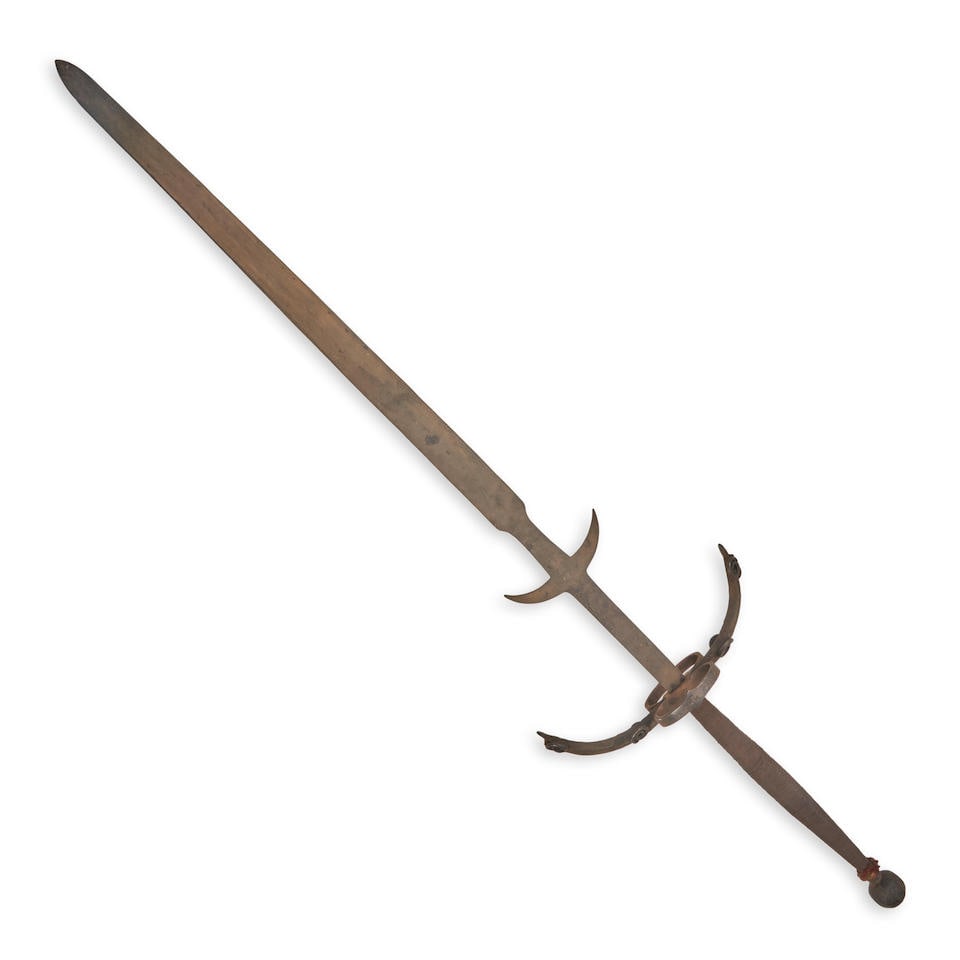 A VICTORIAN REPRODUCTION OF A 16TH CENTURY SPANISH TWO-HAND SWORD. (1 of 2)