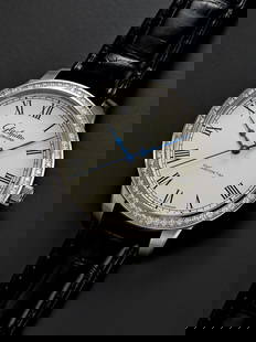 GLASHÜTTE ORIGINAL | SENATOR, REF.1-39-59-01-12-04, A NEW OLD STOCK STAINLESS STEEL AND DIA...: GLASH&#220;TTE ORIGINAL | SENATOR, REF.1-39-59-01-12-04, A NEW OLD STOCK STAINLESS STEEL AND DIAMOND-SET WRISTWATCH, CIRCA 2010 Case No: 6908 Calibre: 39, automatic, signed Dial: Silvered, signed Case