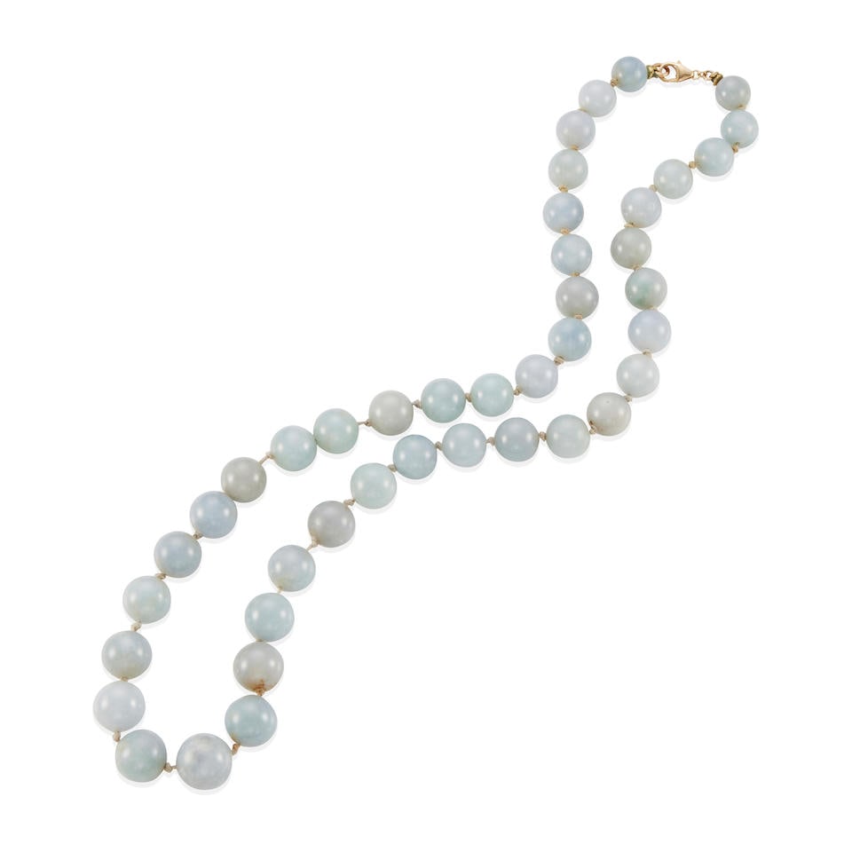 18K GOLD AND JADE NECKLACE (1 of 2)