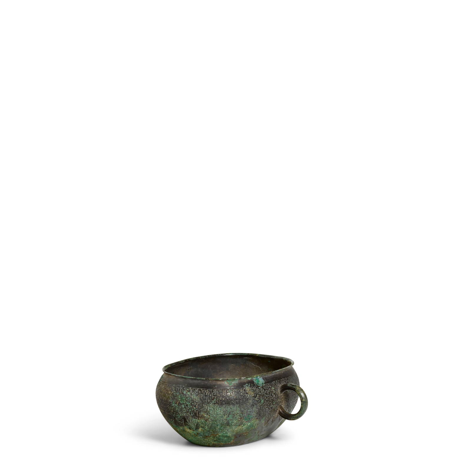 AN ARCHAIC BRONZE OVAL CUP WITH RING HANDLE, HE Spring and Autumn period