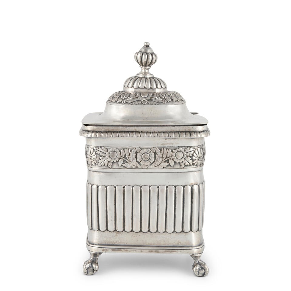 Portuguese .858 Silver Tea Caddy (1 of 2)