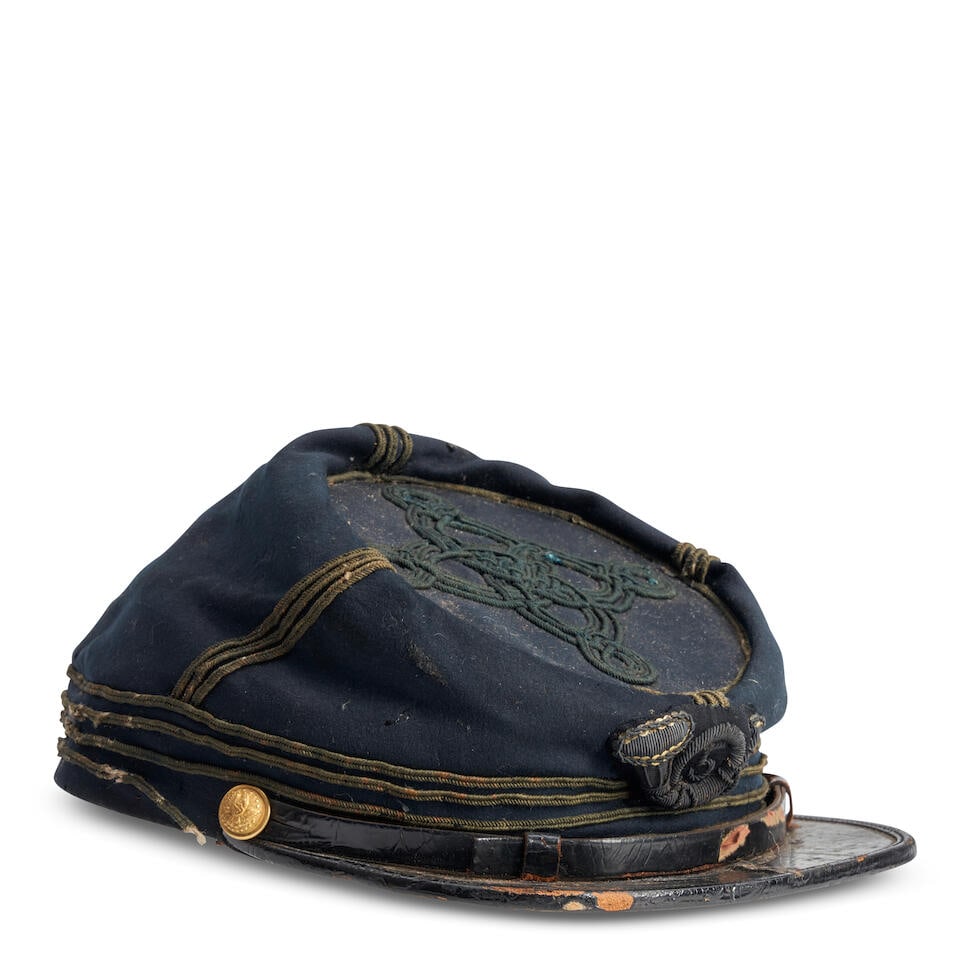 A CIVIL WAR 5TH INFANTRY CAPTAIN'S FORAGE CAP. (1 of 3)