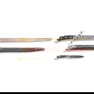 AN 18TH CENTURY SILVER MOUNTED HUNTING SWORD AND SCABBARD.: AN 18TH CENTURY SILVER MOUNTED HUNTING SWORD AND SCABBARD. Silver hilt with lobe guard, hoof quillons and horn grip; straight single-edge blade with false edge at the tip (likely shortened), the