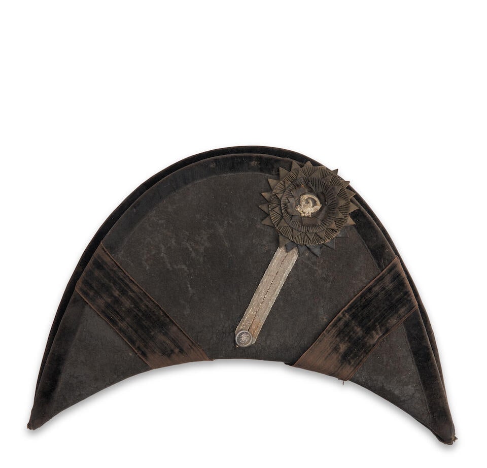 A U.S. NAVY OFFICER'S CHAPEAU BRAS. (1 of 3)