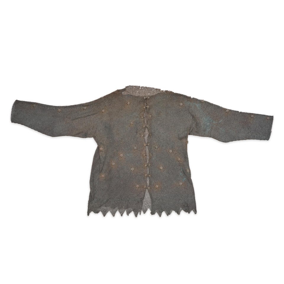 A CHAIN MAIL TUNIC. (1 of 1)