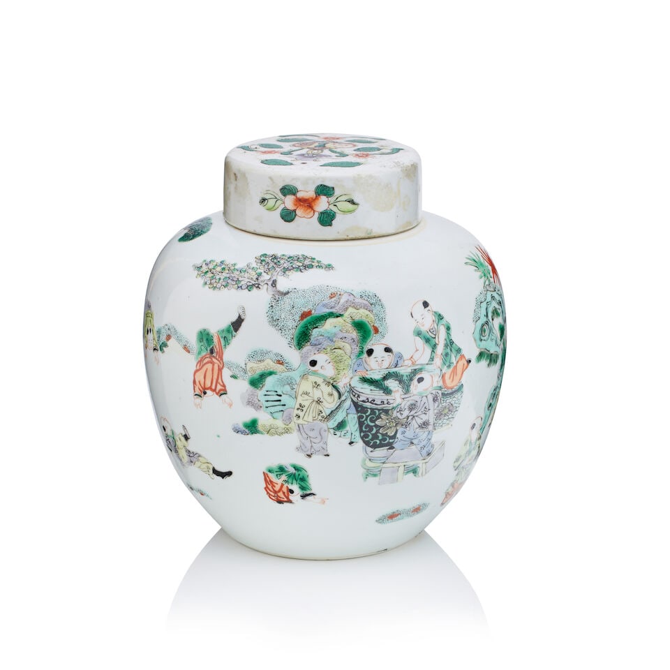 A famille verte jar and a cover Kangxi
