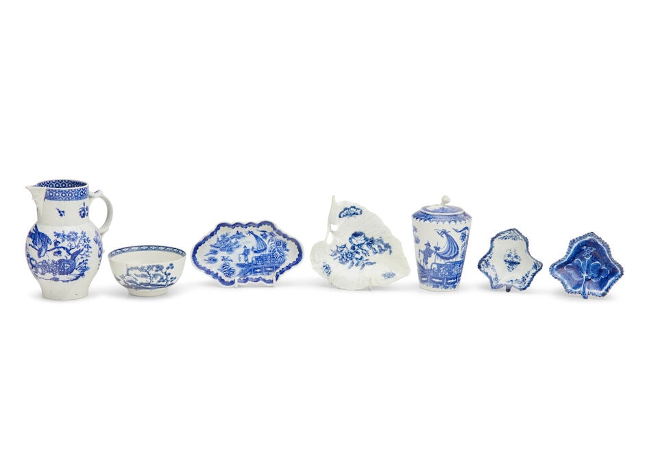 A Collection of Worcester blue and white porcelains (1 of 1)
