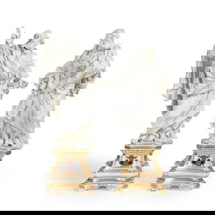 Paire d'apôtres d'après Meissen, seconde moitié XIXe siècle Two large figure...: Paire d'apôtres d'après Meissen, seconde moitié XIXe siècle Two large figures of apostles after Meissen examples, second half 19th century Depicting Saint Peter holding keys