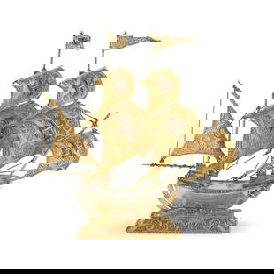 Bateau deux mats, en argent et vermeil 800 °/°° filigrané, Porto, XXe si...: Bateau deux mats, en argent et vermeil 800 °/°° filigrané, Porto, XXe siècle Two-masted boat in 800°/°° silver and silver gilt, filigree work Porto, 20th