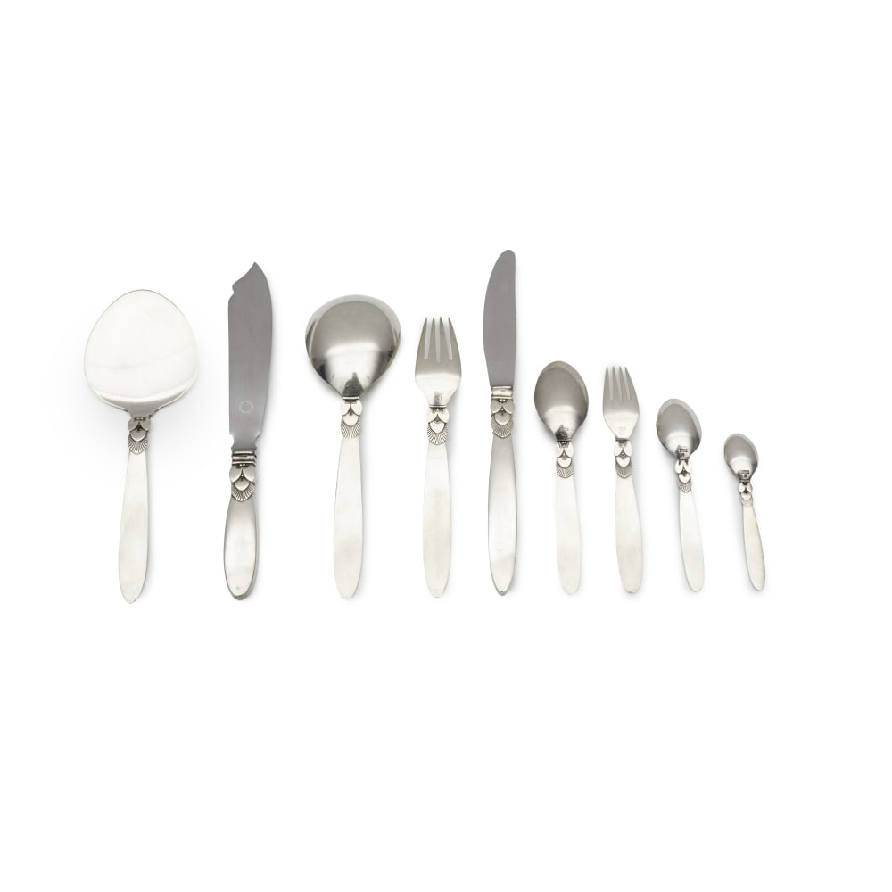 GUNDORPH ALBERTUS (1887-1970) Partie de ménagère Cactus, 63 pièces: GUNDORPH ALBERTUS (1887-1970) Partie de ménagère Cactus, 63 pièces Comprenant huit fourchettes, huit couteaux, huit fourchettes pour enfant, huit couteaux à fruits, huit grandes cu