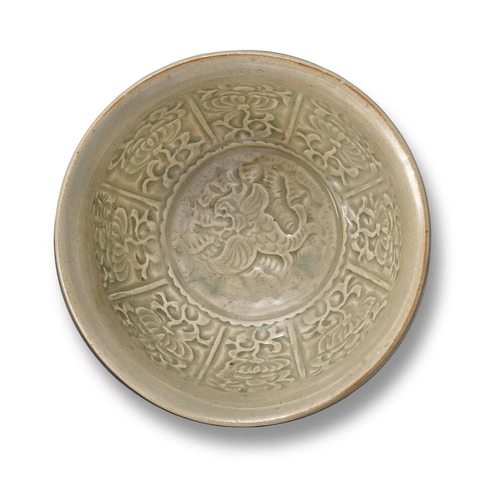 A MOLDED YAOZHOU CELADON BOWL Song dynasty (box)