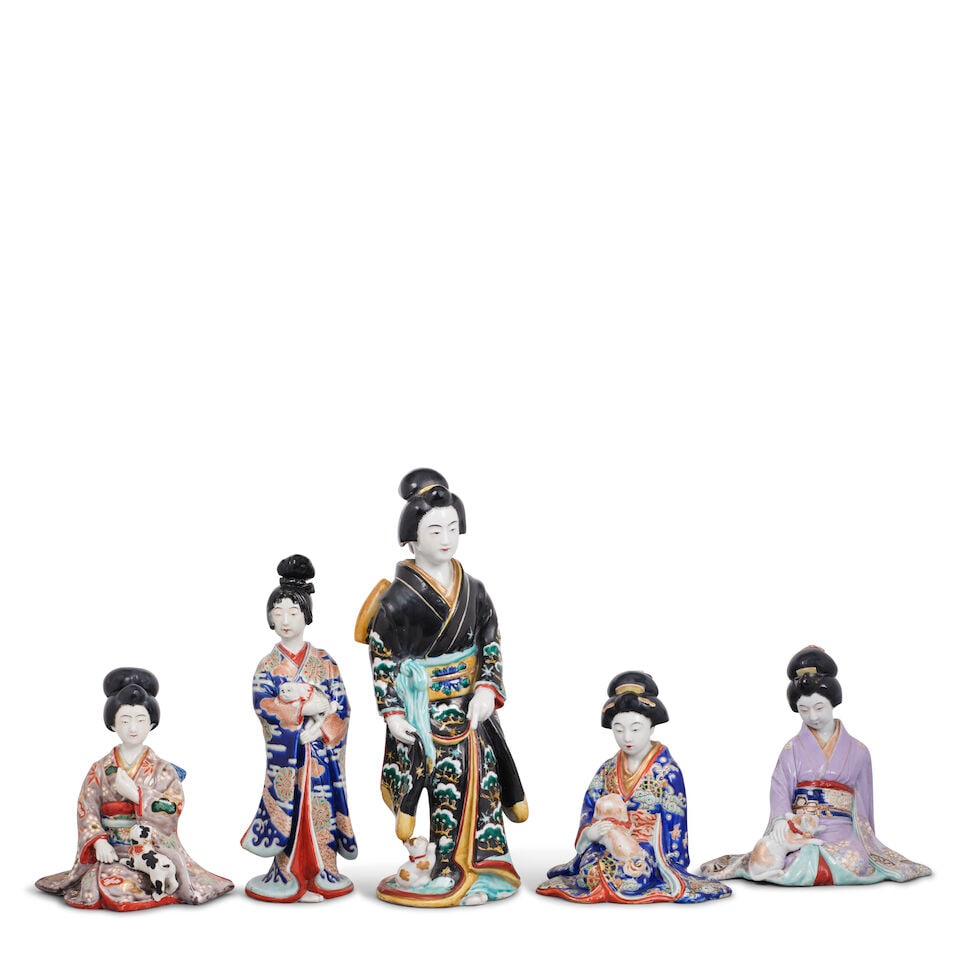 A GROUP OF FIVE JAPANESE GILT AND OVERGLAZE ENAMEL DECORATED KUTANI PORCELAIN FIGURES OF BEAUTIE...